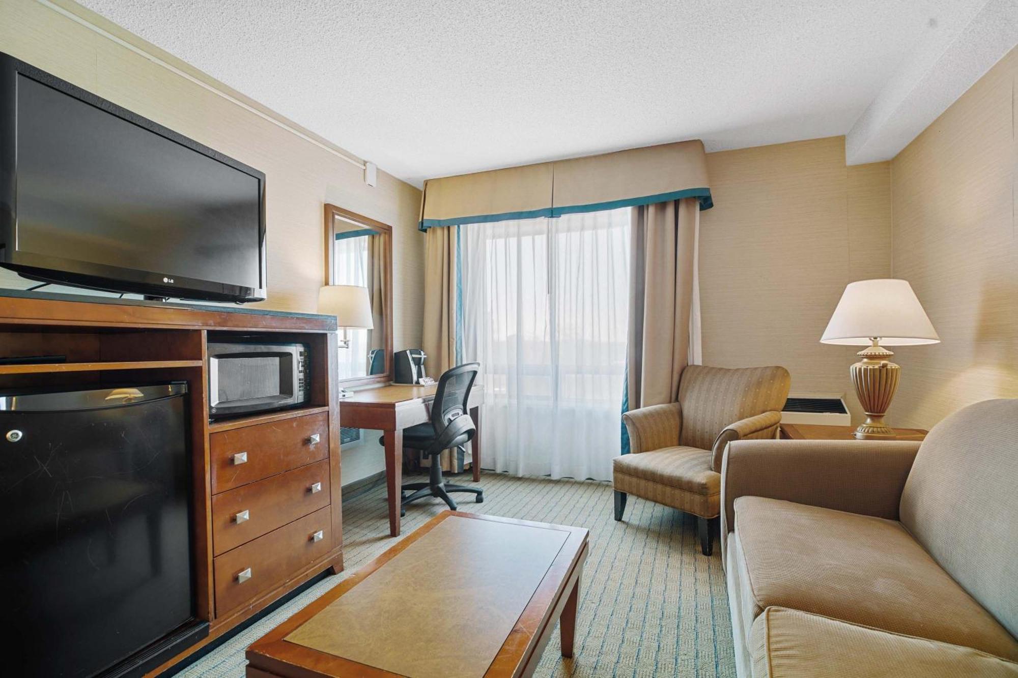 Sandman Hotel & Suites London Downtown Esterno foto