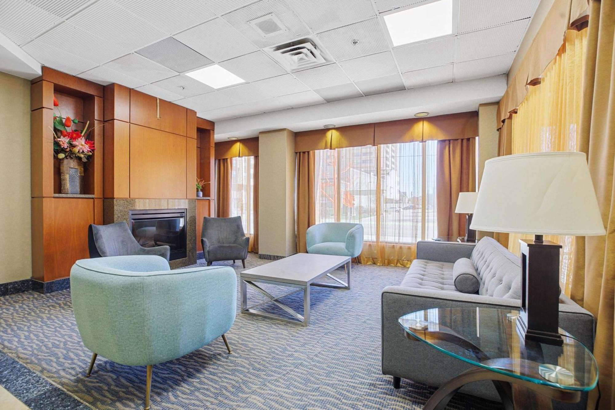Sandman Hotel & Suites London Downtown Esterno foto
