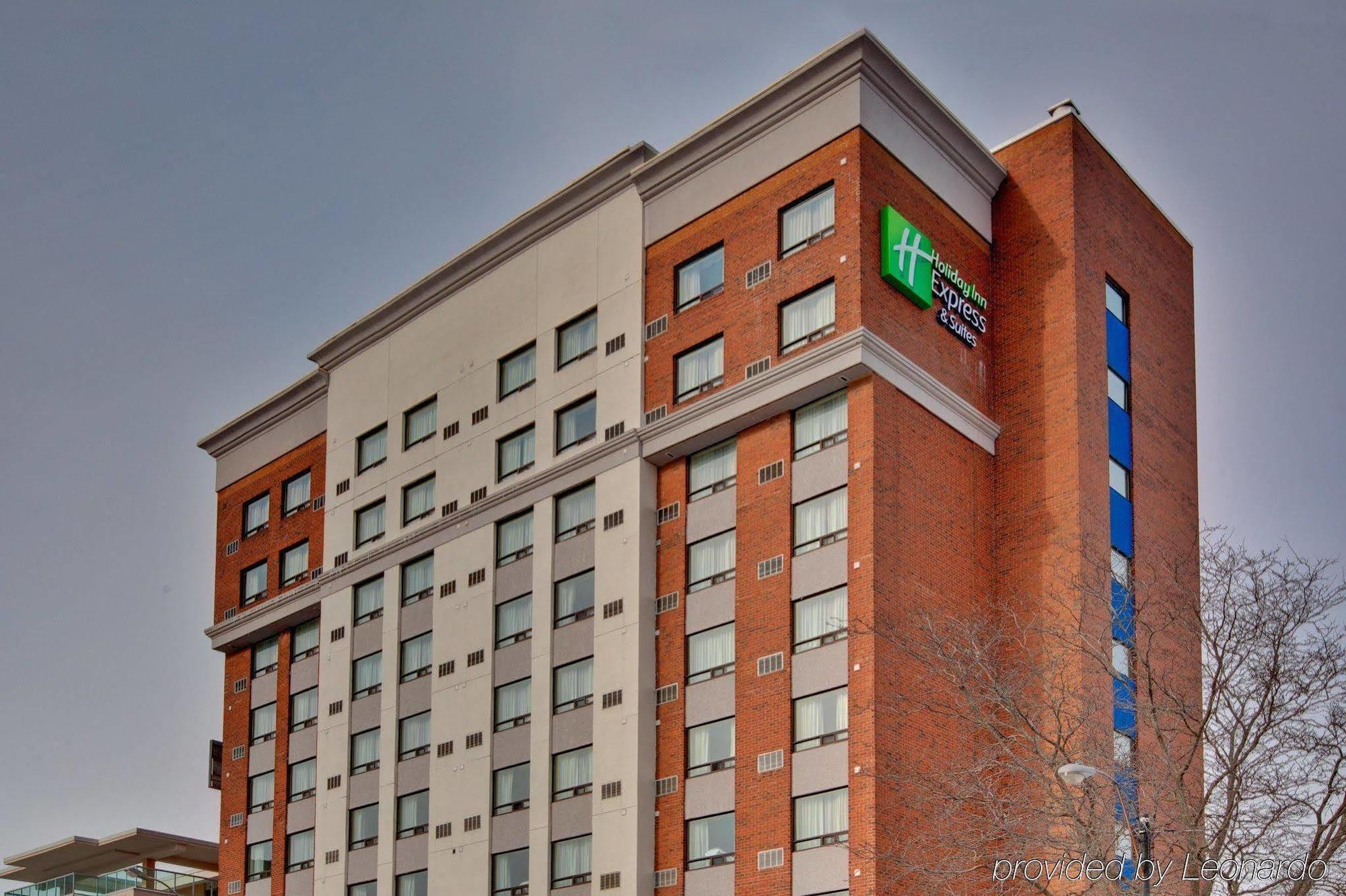 Sandman Hotel & Suites London Downtown Esterno foto